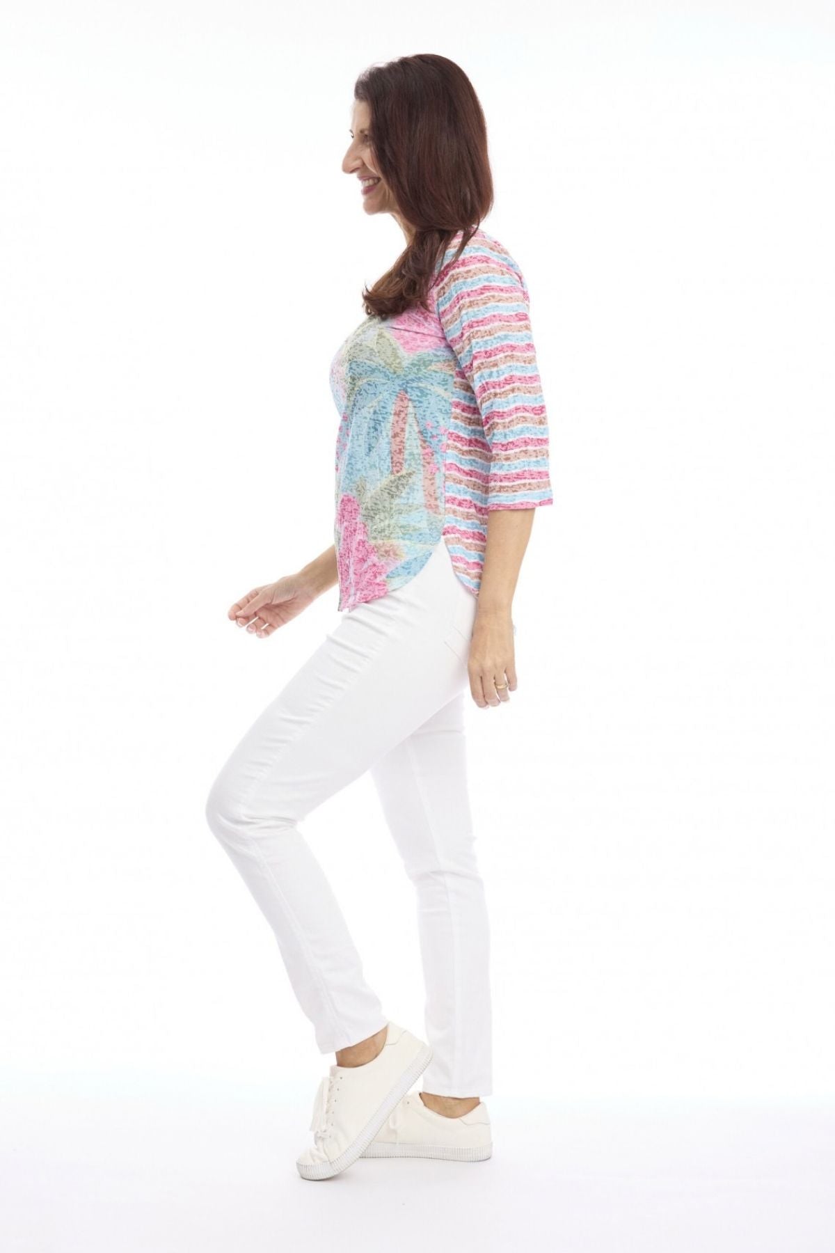 3/4 Sleeve Scoop Neck Tee