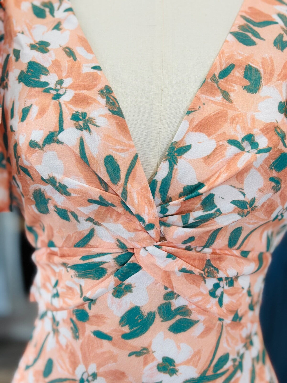 Floral Peach Midi Dress | Open Back | Ruffle Sleeves | Summer Party | Size 6–12
