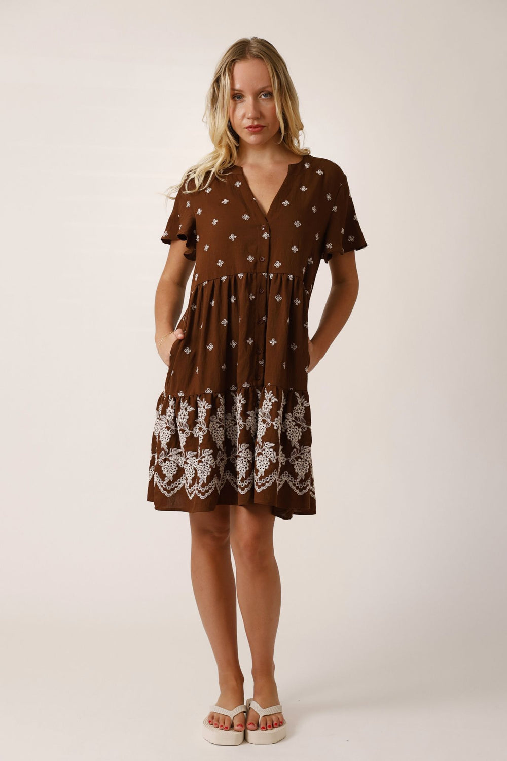 Lila embroidered Dress - Brown