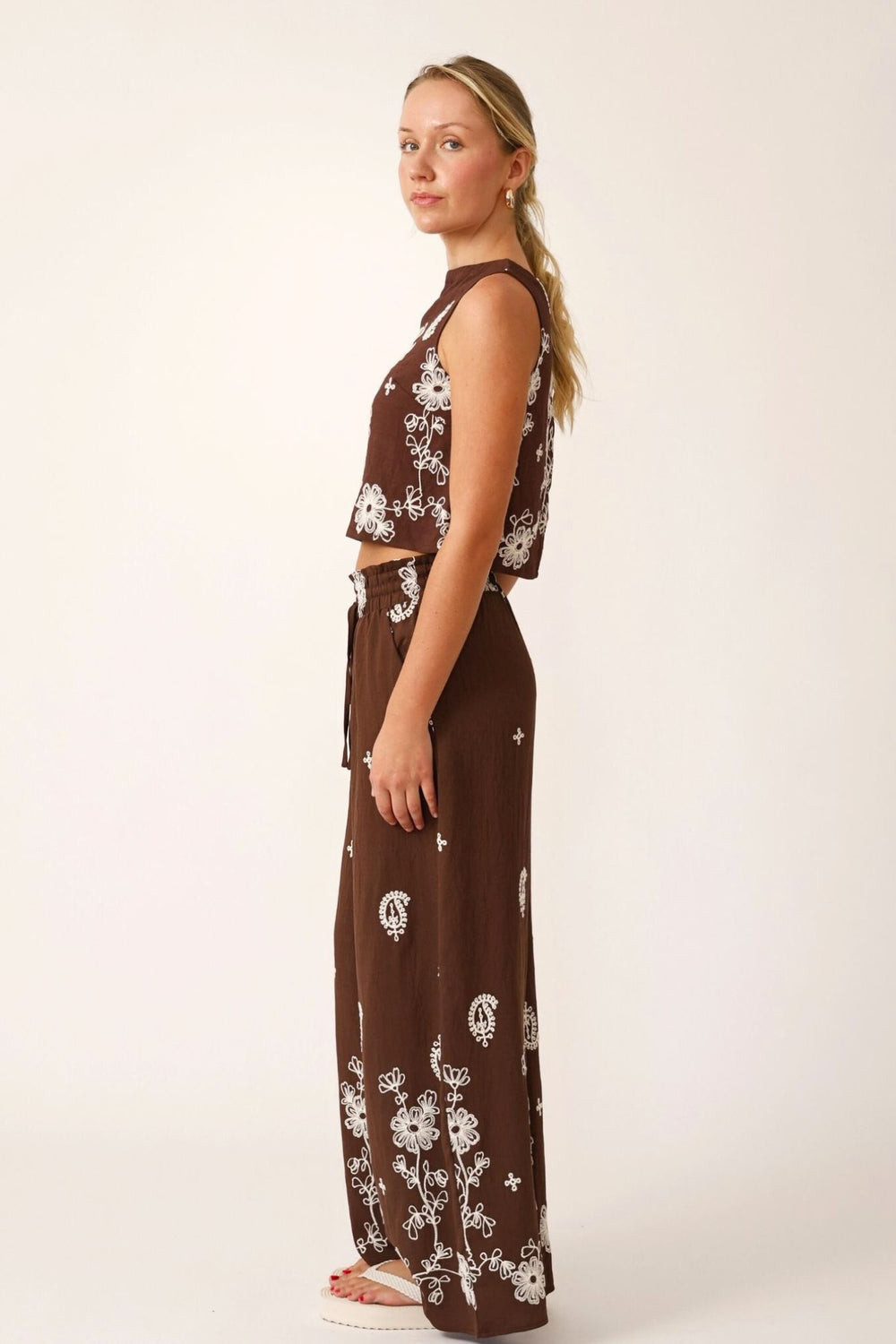 Isla Embroided Top- Brown