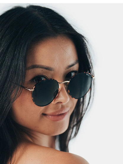 Knockout Sunglasses – Tortoiseshell