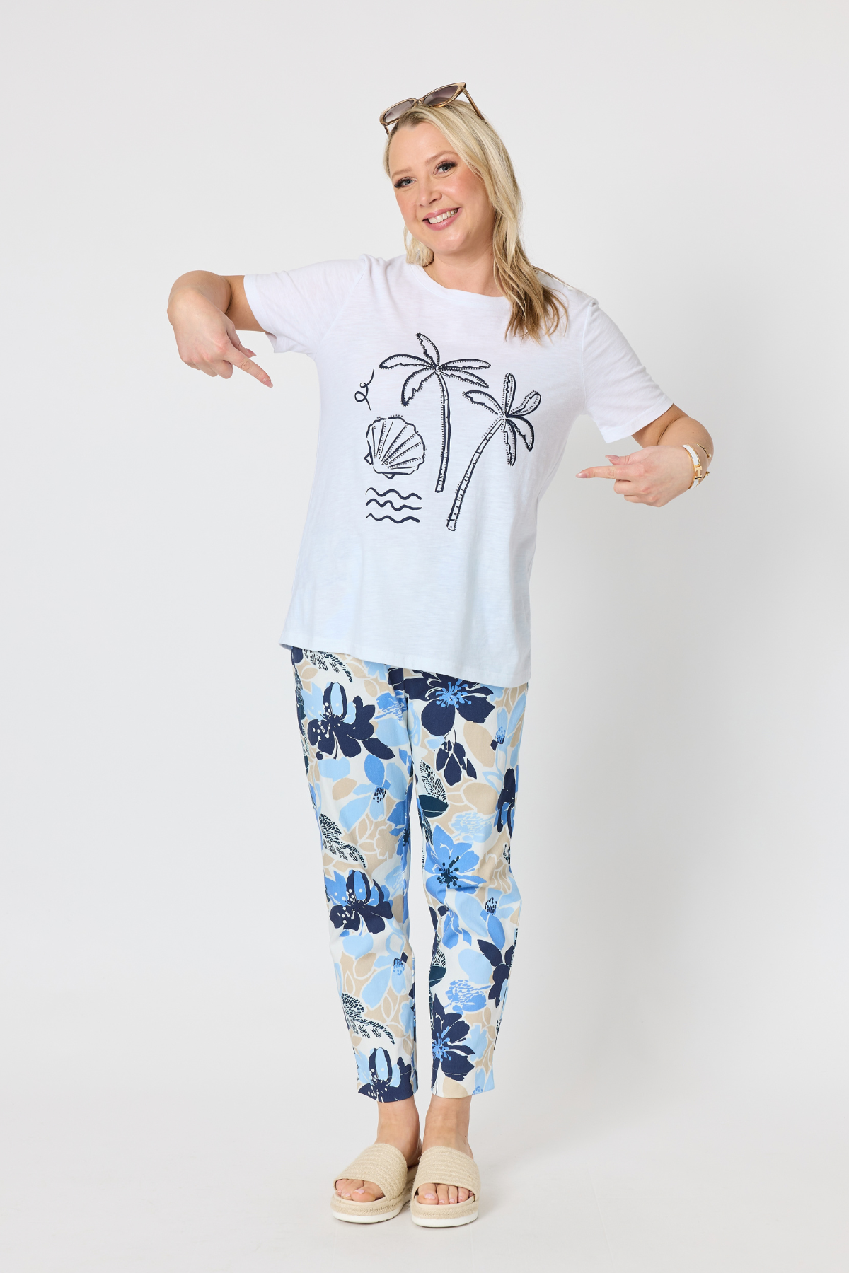 Amalfi Shell Beaded Cotton Tee - White/Navy