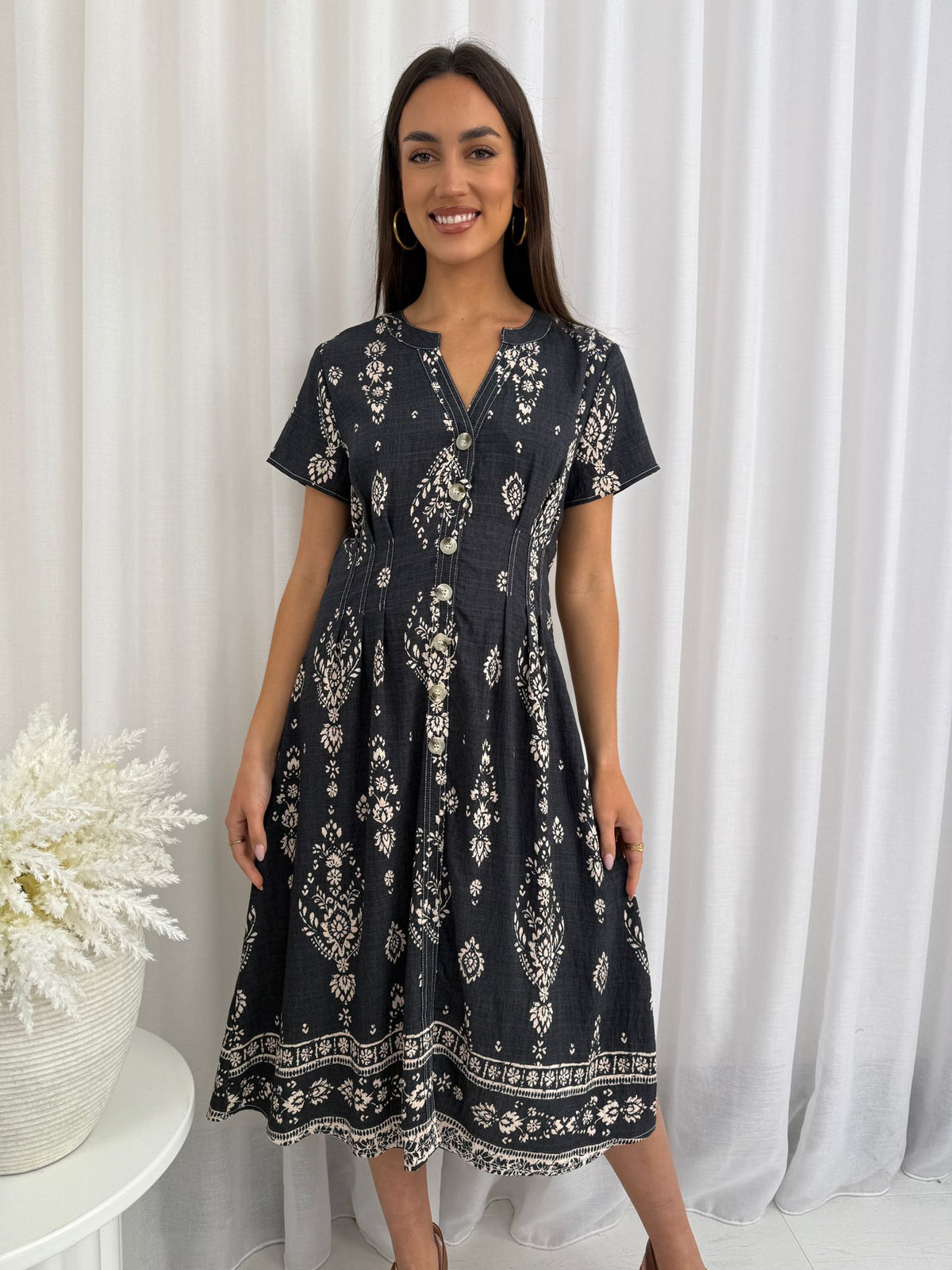 Coastal Charm Midi Charcol