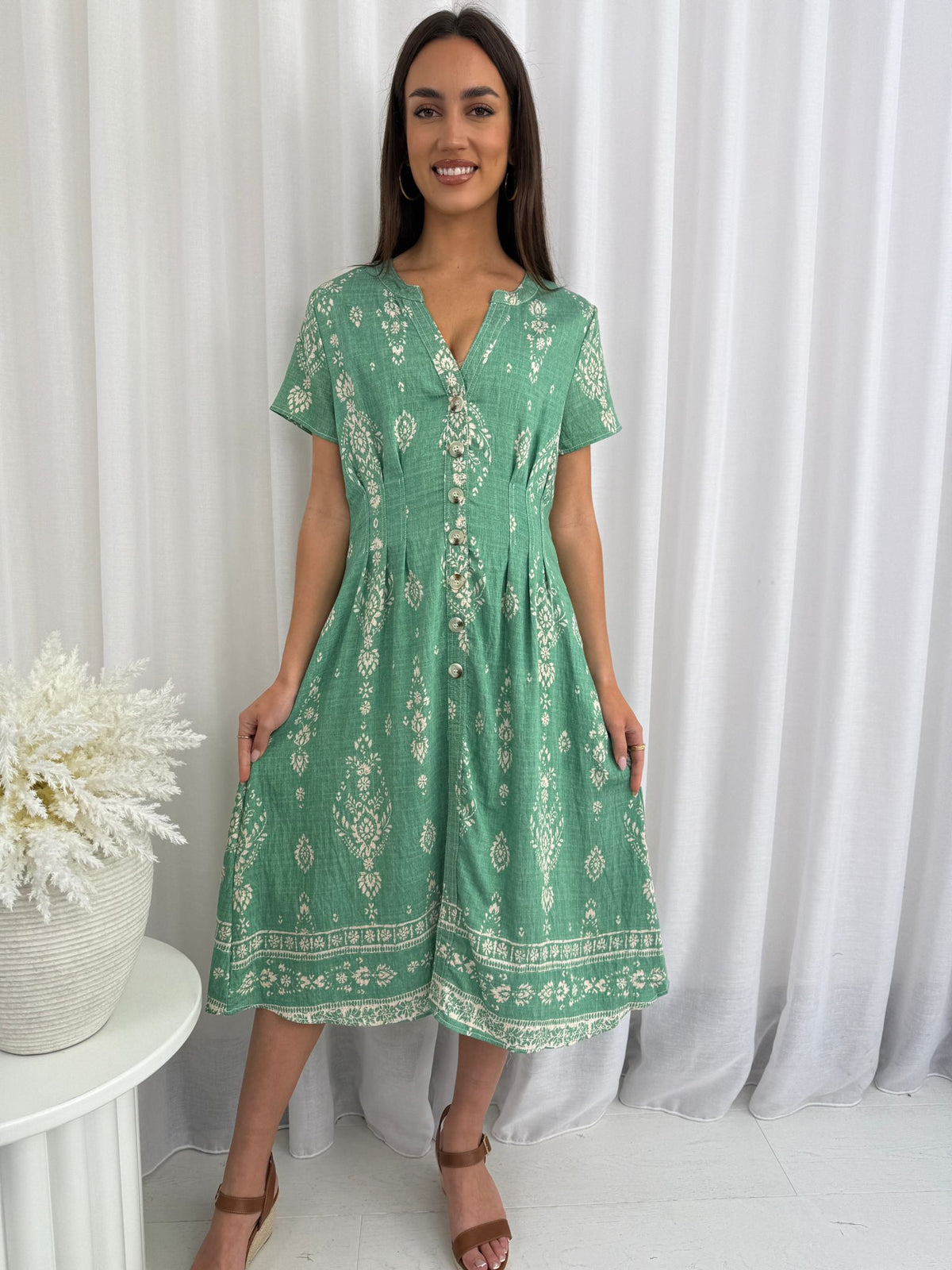 Coastal Charm Midi Green